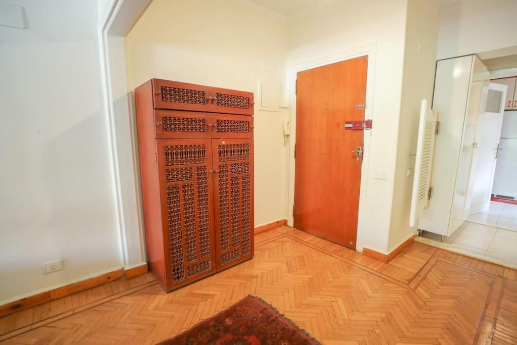 Khaton Апартаменти *